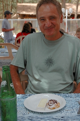 DSC_0662_4.JPG - Jean-Claude est au r�gime: Brie et P�tisserie