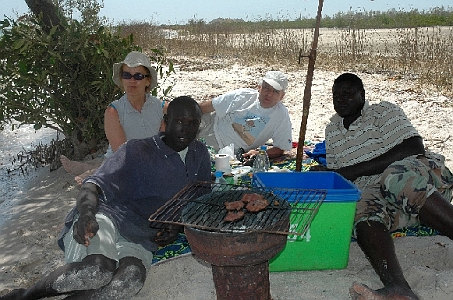 DSC_0853.JPG - Nous avons pu manger le fruit de notre p�che...d�liceux!!