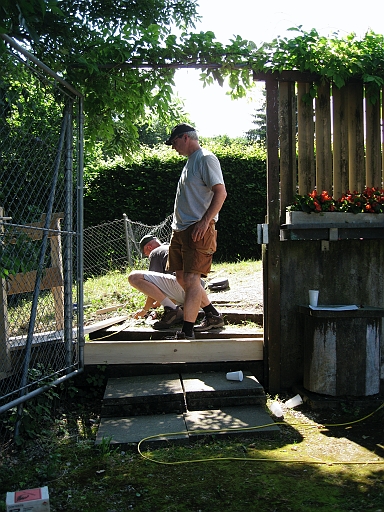 IMG_0941.JPG - Derni�res finitions du pont.